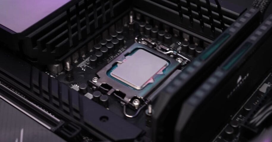 Intel i9-14900K Delidding Shaves off 12°C